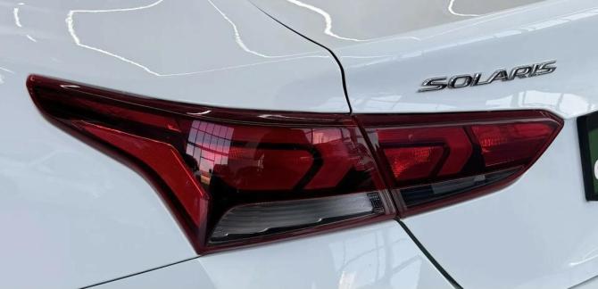 Hyundai Solaris II с пробегом 2017 года, цена 1 099 000 рублей, 98000 км, седан, Автокод Объявления
