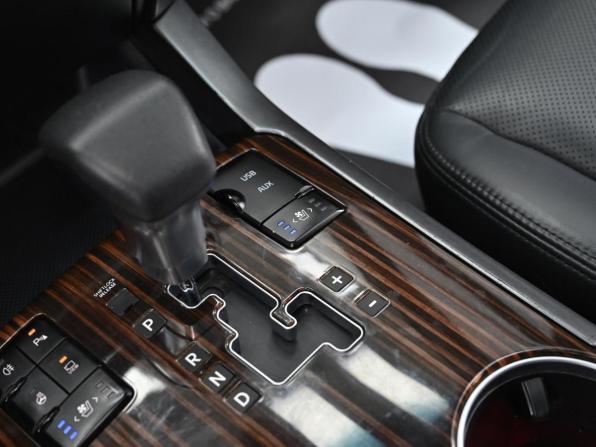Kia Mohave I Рестайлинг с пробегом 2019 года, цена 2 799 000 рублей, 151000 км, внедорожник, Автокод Объявления