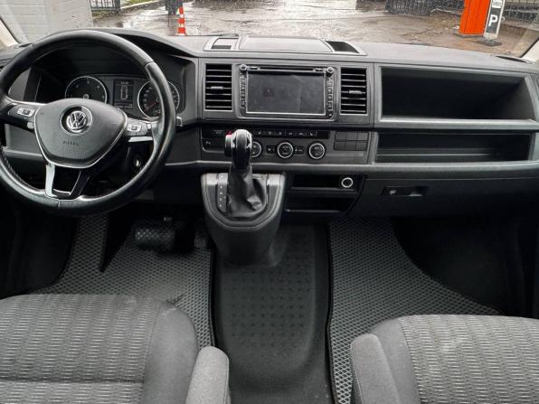 Volkswagen Caravelle T6 с пробегом 2018 года, цена 2 985 000 рублей, 206093 км, минивэн, Автокод Объявления