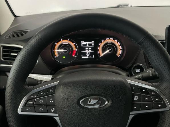 Lada (ВАЗ) Vesta I Рестайлинг (NG) с пробегом 2024 года, цена 1 490 000 рублей, 5458 км, универсал, Автокод Объявления