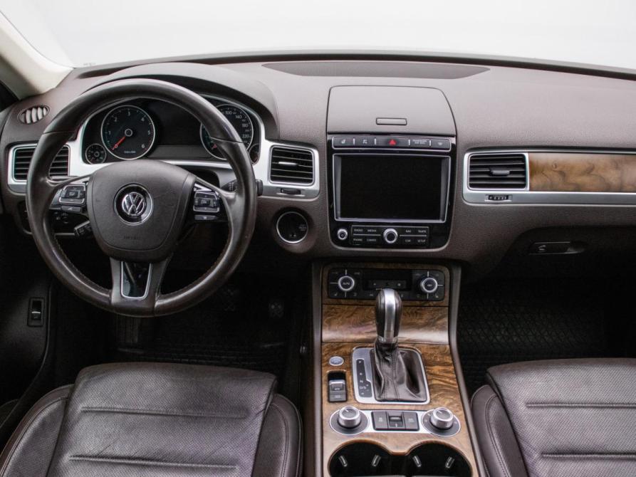 Volkswagen Touareg II Рестайлинг Москва  - изображение 14