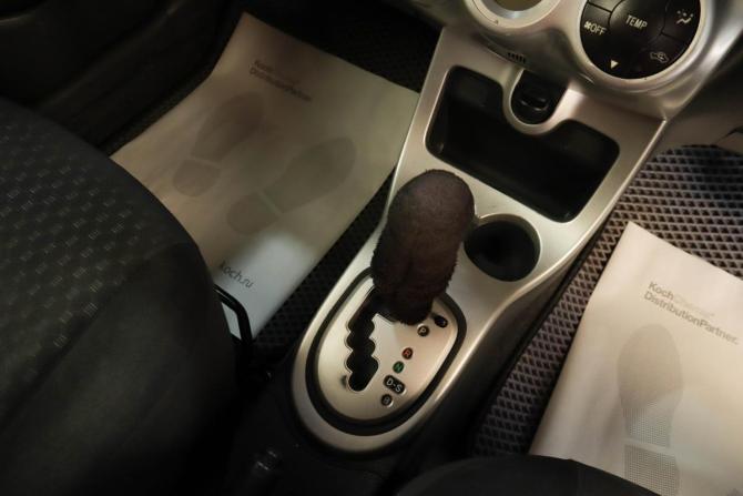 Toyota Ist II с пробегом 2009 года, цена 849 000 рублей, 152000 км, хэтчбек, Автокод Объявления