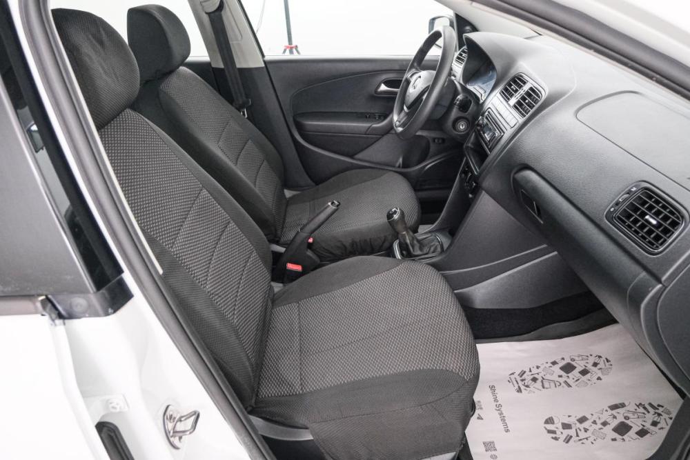 Volkswagen Polo V Рестайлинг Красноярск  - изображение 14
