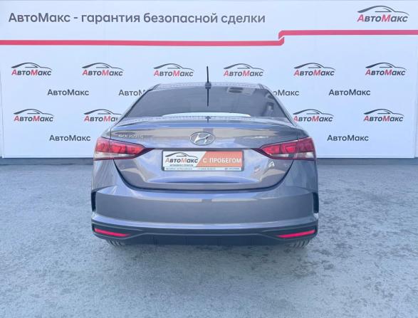 Hyundai Solaris II Рестайлинг с пробегом 2022 года, цена 1 830 000 рублей, 16954 км, седан, Автокод Объявления