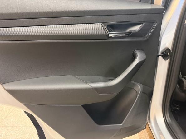 Skoda Karoq I с пробегом 2021 года, цена 1 738 000 рублей, 155353 км, внедорожник, Автокод Объявления