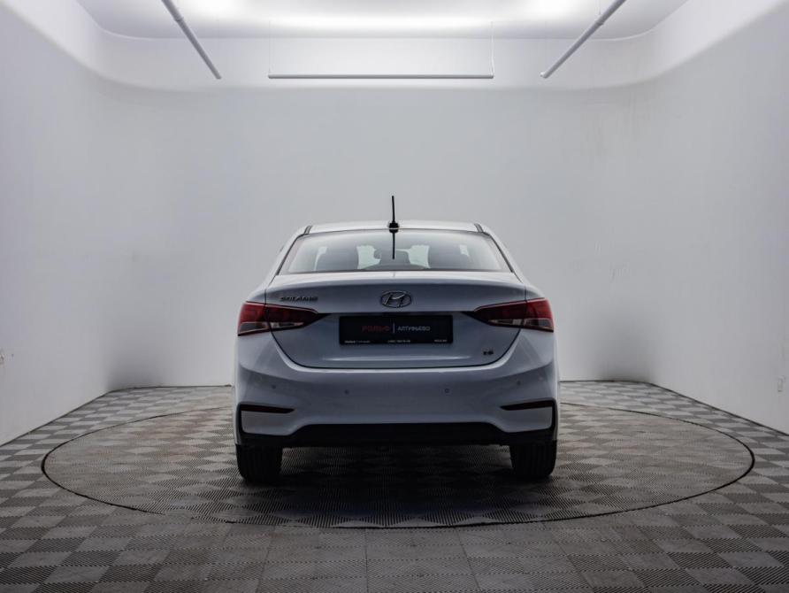Hyundai Solaris II Москва  - изображение 7