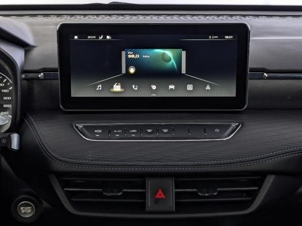 Haval Jolion I с пробегом 2023 года, цена 1 825 000 рублей, 76040 км, внедорожник, Автокод Объявления