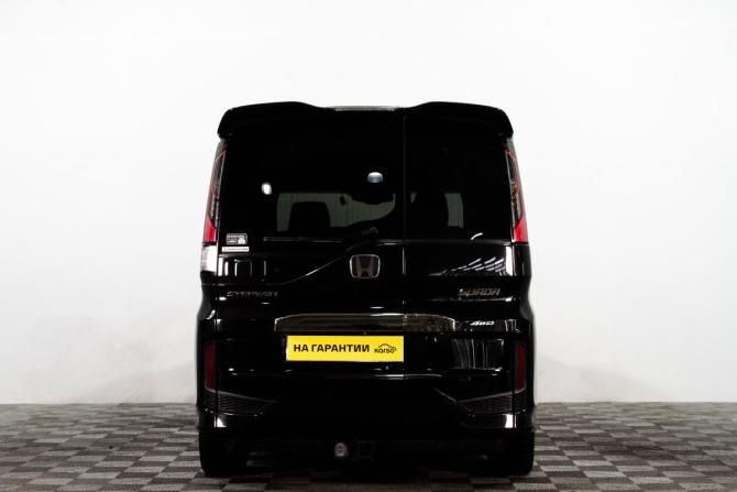 Honda Stepwgn V с пробегом 2016 года, цена 2 329 000 рублей, 92814 км, минивэн, Автокод Объявления