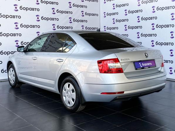 Skoda Octavia III (A7) Рестайлинг с пробегом 2018 года, цена 1 880 000 рублей, 88667 км, лифтбек, Автокод Объявления