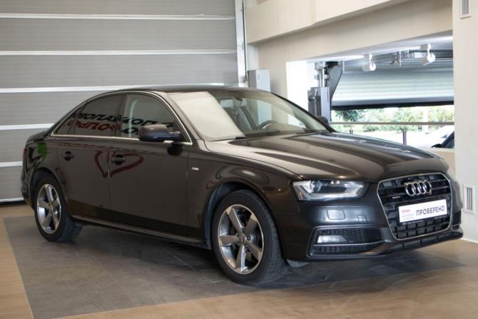 Audi A4 IV (B8) Рестайлинг с пробегом 2013 года, цена 1 675 000 рублей, 212330 км, седан, Автокод Объявления