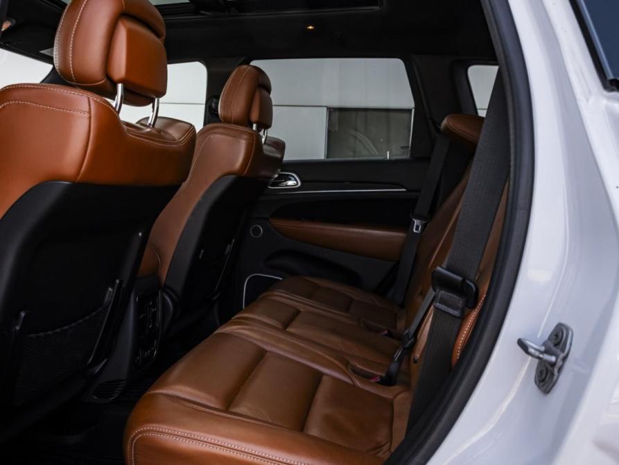 Jeep Grand Cherokee IV (WK2) Рестайлинг Москва  - изображение 18