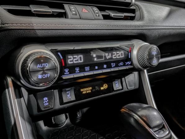 Toyota RAV4 V (XA50) с пробегом 2021 года, цена 2 750 000 рублей, 124300 км, внедорожник, Автокод Объявления