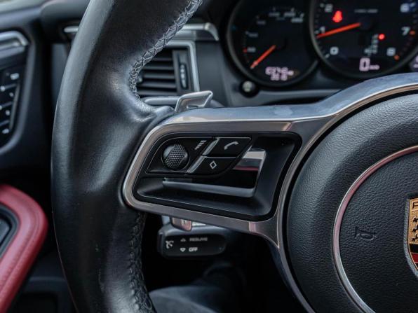 Porsche Macan I с пробегом 2017 года, цена 3 600 000 рублей, 103748 км, внедорожник, Автокод Объявления