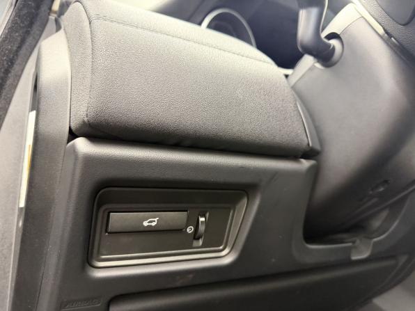 Land Rover Range Rover Evoque I Рестайлинг с пробегом 2013 года, цена 1 824 000 рублей, 159032 км, внедорожник, Автокод Объявления