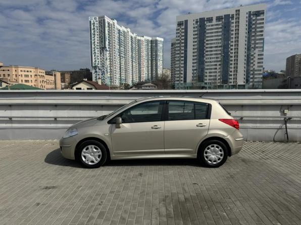 Nissan Tiida I Рестайлинг с пробегом 2013 года, цена 810 000 рублей, 120000 км, хэтчбек, Автокод Объявления