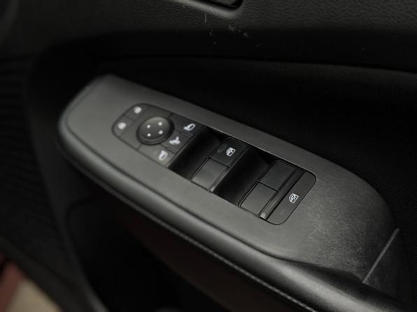 Nissan Note III с пробегом 2021 года, цена 1 220 000 рублей, 143662 км, хэтчбек, Автокод Объявления