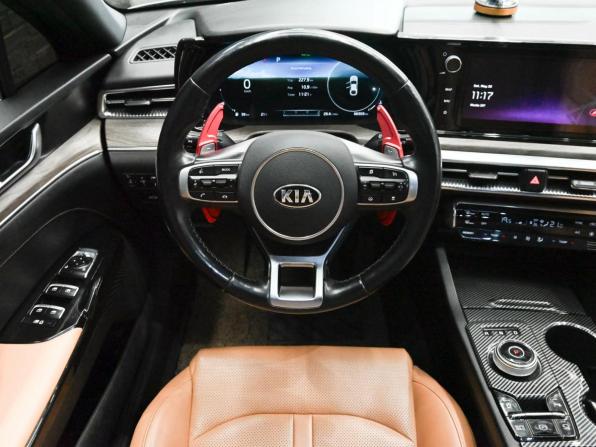 Kia K5 III с пробегом 2020 года, цена 2 600 000 рублей, 66301 км, седан, Автокод Объявления