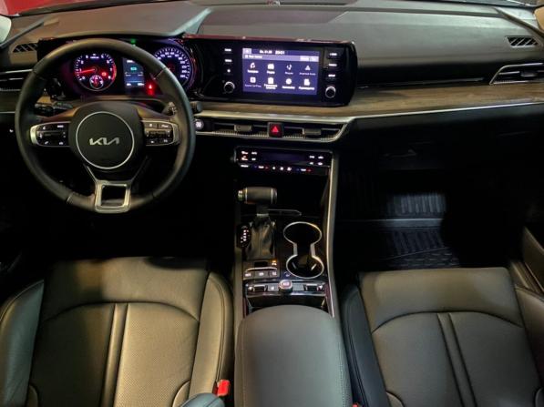 Kia K5 III с пробегом 2021 года, цена 3 035 000 рублей, 320 км, седан, Автокод Объявления