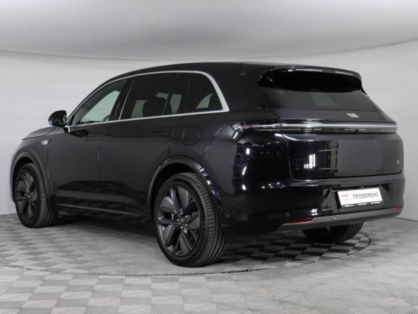 Li Auto (Lixiang) L7 I с пробегом 2024 года, цена 5 797 000 рублей, 31000 км, внедорожник, Автокод Объявления