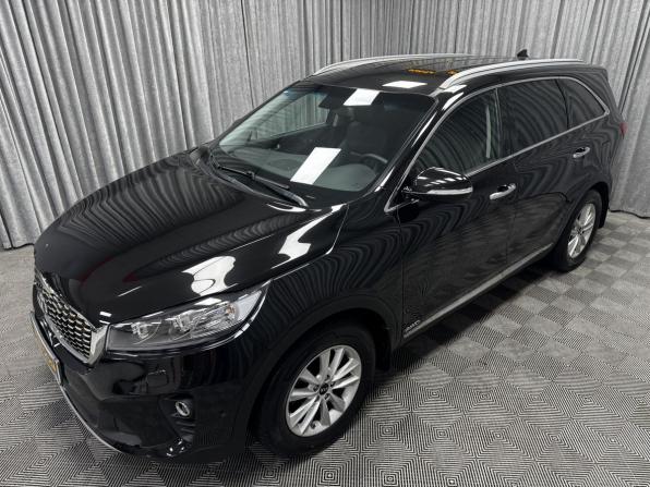 Kia Sorento III Prime Рестайлинг с пробегом 2018 года, цена 2 370 000 рублей, 117260 км, внедорожник, Автокод Объявления