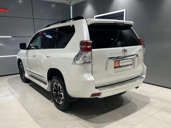 Toyota Land Cruiser Prado 150 Series с пробегом 2011 года, цена 3 590 000 рублей, 128000 км, внедорожник, Автокод Объявления