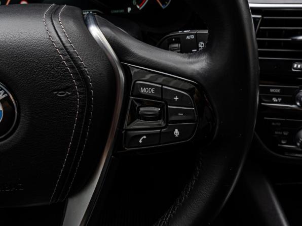 BMW 5 серии VII (G30/G31/G38) с пробегом 2019 года, цена 3 130 000 рублей, 154419 км, универсал, Автокод Объявления