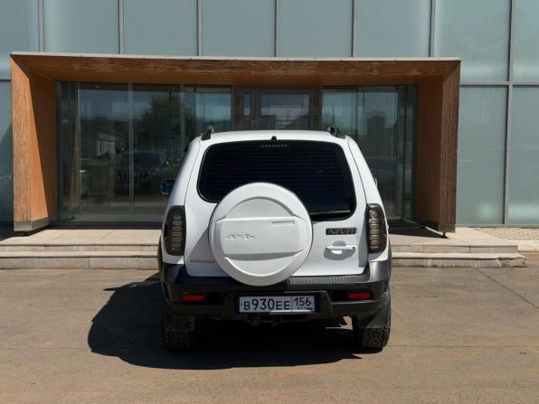 Chevrolet Niva I Рестайлинг с пробегом 2017 года, цена 769 000 рублей, 94840 км, внедорожник, Автокод Объявления