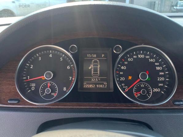 Volkswagen Passat B7 с пробегом 2012 года, цена 989 900 рублей, 225950 км, седан, Автокод Объявления
