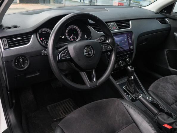 Skoda Octavia III (A7) Рестайлинг с пробегом 2017 года, цена 1 800 000 рублей, 164180 км, лифтбек, Автокод Объявления