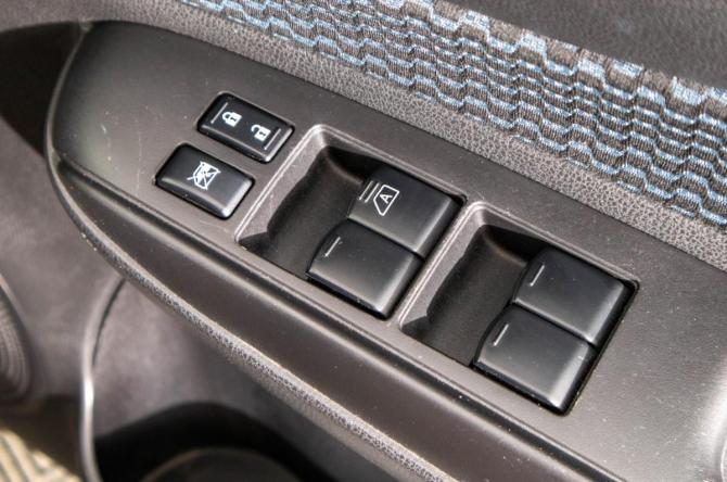 Nissan Note II с пробегом 2014 года, цена 999 000 рублей, 108000 км, хэтчбек, Автокод Объявления