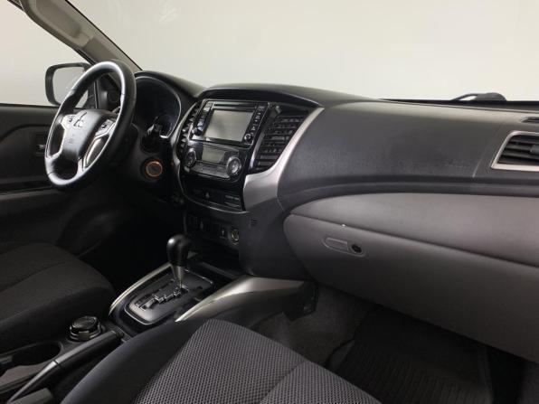 Mitsubishi L200 V с пробегом 2018 года, цена 1 747 000 рублей, 320100 км, offers.body_type.unknown, Автокод Объявления