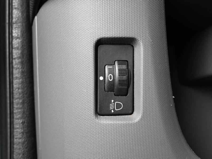 Peugeot 107 I Ростов-на-Дону  - изображение 13