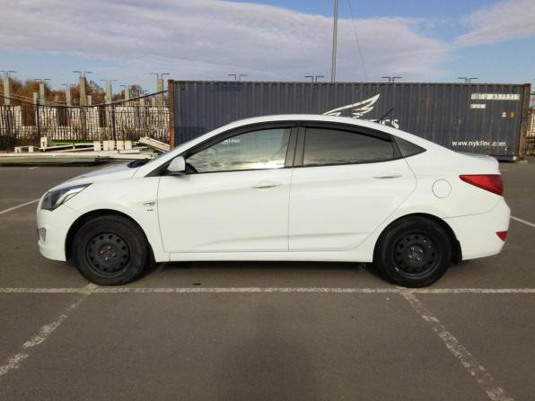 Hyundai Solaris I Рестайлинг с пробегом 2015 года, цена 828 000 рублей, 210075 км, седан, Автокод Объявления
