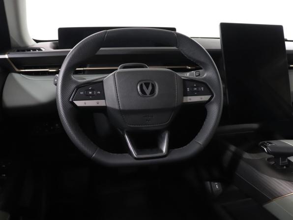 Changan Lamore с пробегом 2024 года, цена 1 999 900 рублей, 18609 км, седан, Автокод Объявления