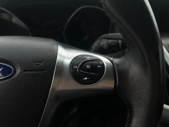 Ford Focus III с пробегом 2014 года, цена 970 000 рублей, 165986 км, хэтчбек, Автокод Объявления