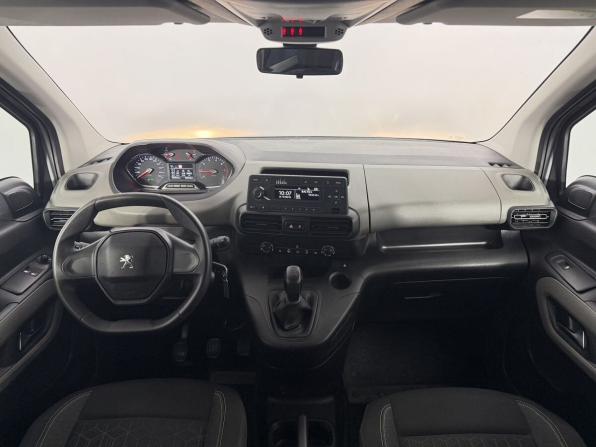 Peugeot Rifter I с пробегом 2020 года, цена 1 750 000 рублей, 131676 км, компактвэн, Автокод Объявления