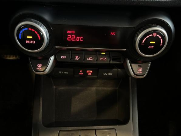 Kia Rio IV с пробегом 2020 года, цена 1 367 000 рублей, 164914 км, седан, Автокод Объявления