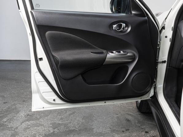 Nissan Juke I с пробегом 2013 года, цена 1 129 000 рублей, 190707 км, внедорожник, Автокод Объявления