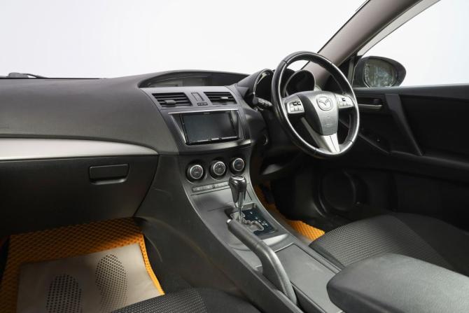 Mazda Axela II с пробегом 2013 года, цена 1 029 000 рублей, 125000 км, хэтчбек, Автокод Объявления