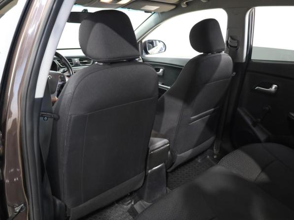 Kia Rio III Рестайлинг с пробегом 2016 года, цена 1 259 000 рублей, 107523 км, хэтчбек, Автокод Объявления