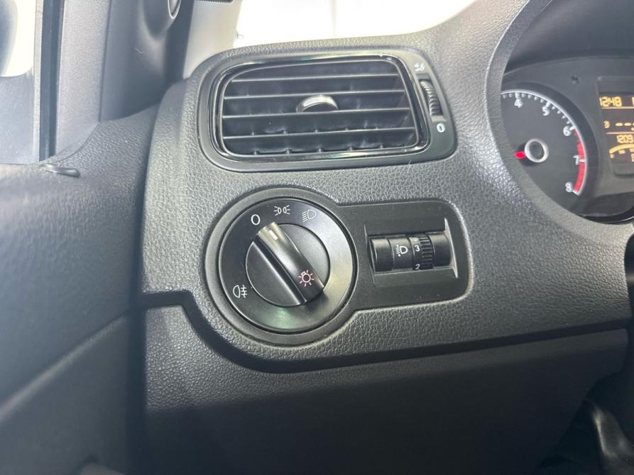 Volkswagen Polo V Рестайлинг Уфа  - изображение 18