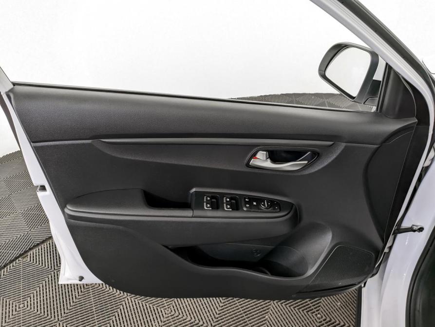 Kia Rio IV Рестайлинг Москва  - изображение 19