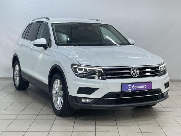 Volkswagen Tiguan II с пробегом 2017 года, цена 2 199 000 рублей, 87507 км, внедорожник, Автокод Объявления