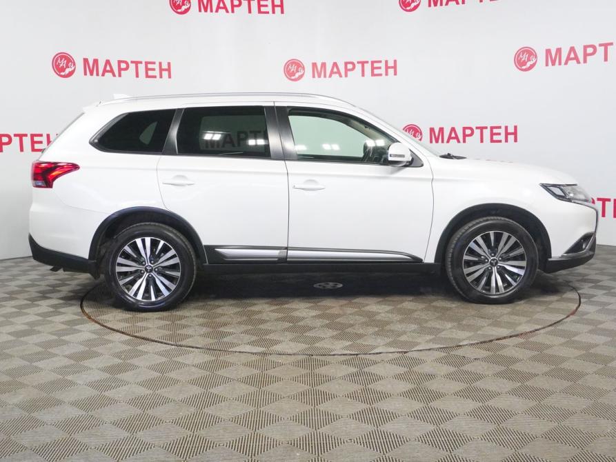 Mitsubishi Outlander III Рестайлинг 3 Вологда  - изображение 4