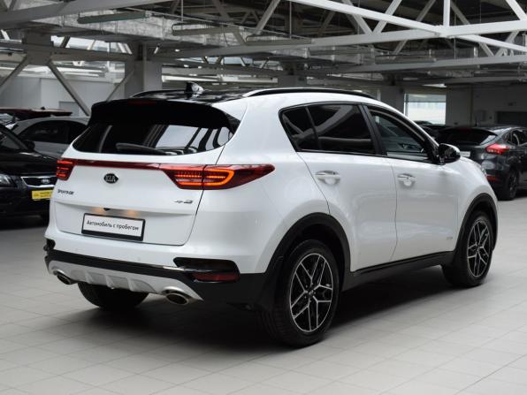 Kia Sportage IV Рестайлинг с пробегом 2021 года, цена 2 533 900 рублей, 83028 км, внедорожник, Автокод Объявления