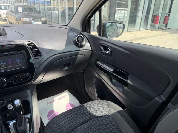 Renault Kaptur I с пробегом 2018 года, цена 1 340 000 рублей, 121700 км, внедорожник, Автокод Объявления