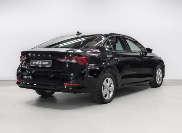 Skoda Octavia IV (A8) с пробегом 2020 года, цена 2 025 000 рублей, 113618 км, лифтбек, Автокод Объявления