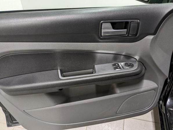 Ford Focus II Рестайлинг с пробегом 2010 года, цена 590 000 рублей, 199500 км, седан, Автокод Объявления