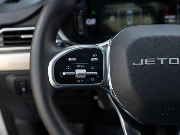 JETOUR X70 I Рестайлинг 2 с пробегом 2024 года, цена 2 200 000 рублей, 15663 км, внедорожник, Автокод Объявления