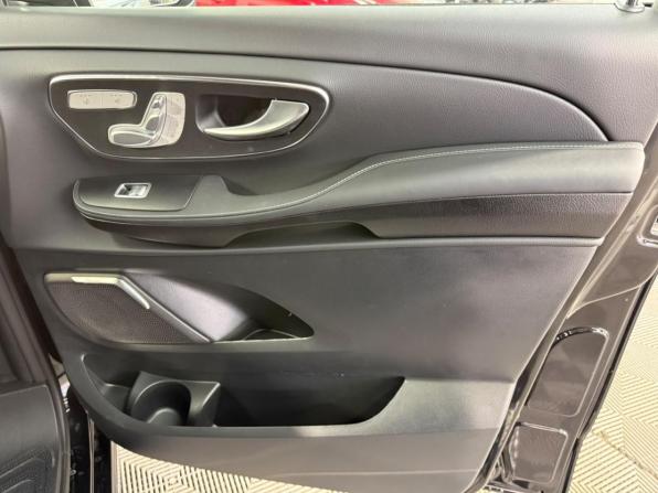 Новый Mercedes-Benz V-Класс III (W447) Рестайлинг 2026 года, цена 14 556 187 рублей, минивэн, Автокод Объявления